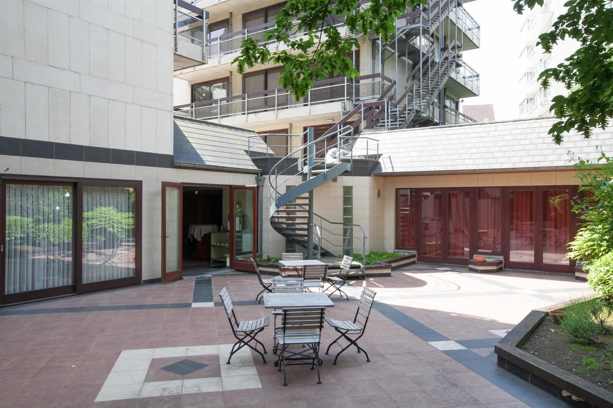 Hotel Best Western County House Saint-Gilles Eksteriør bilde