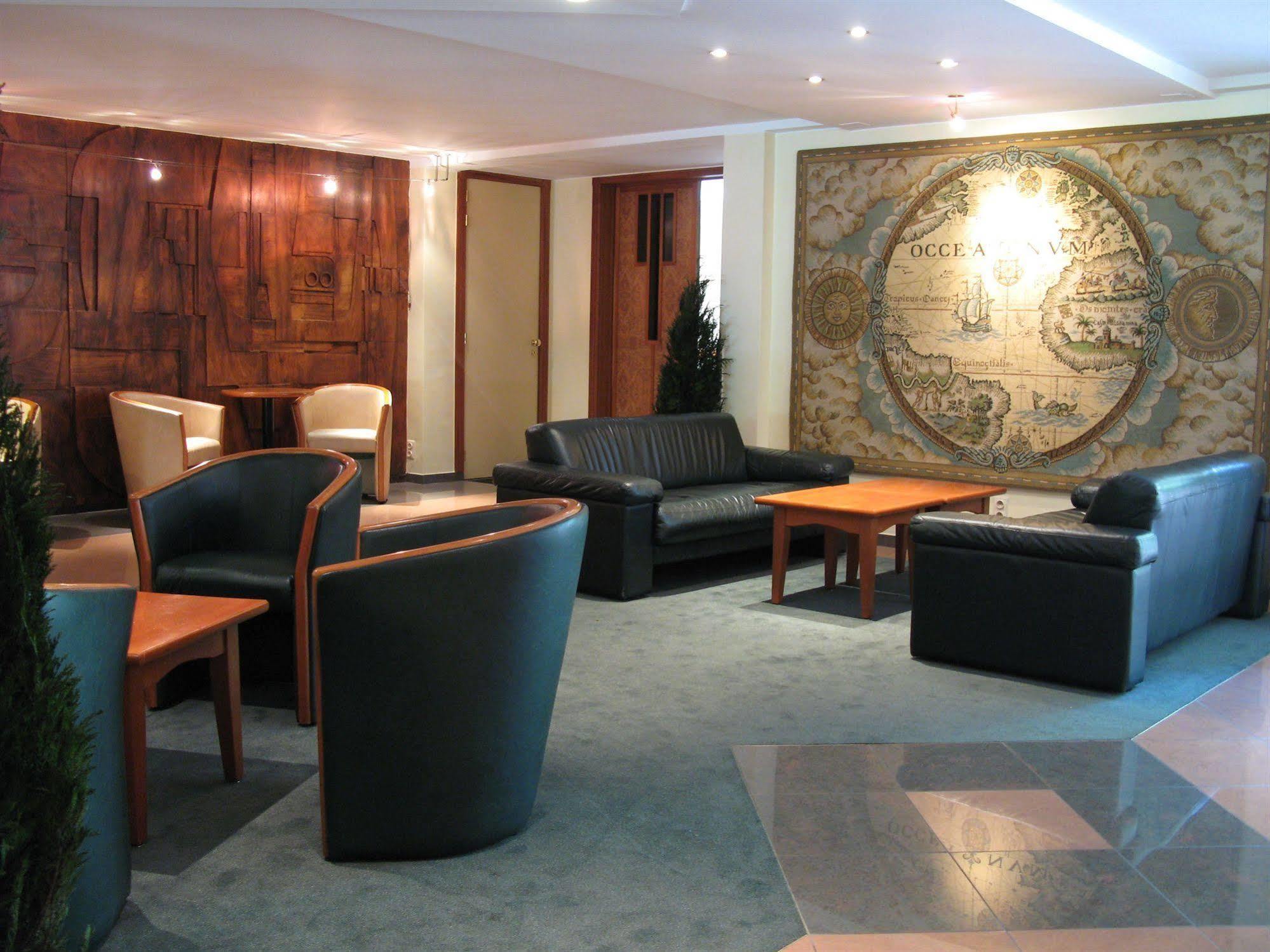 Hotel Best Western County House Saint-Gilles Interiør bilde